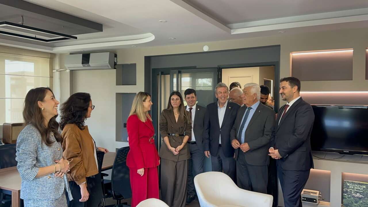 Muğla Menteşe’de Hukuk ve Mimarlık Ofisi Açıldı: Kent Protokolü Törende Buluştu 2